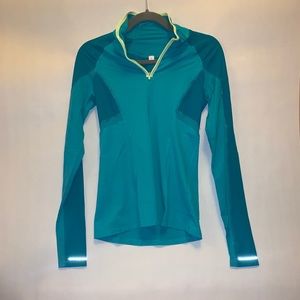 Lululemon half-zip windbreaker